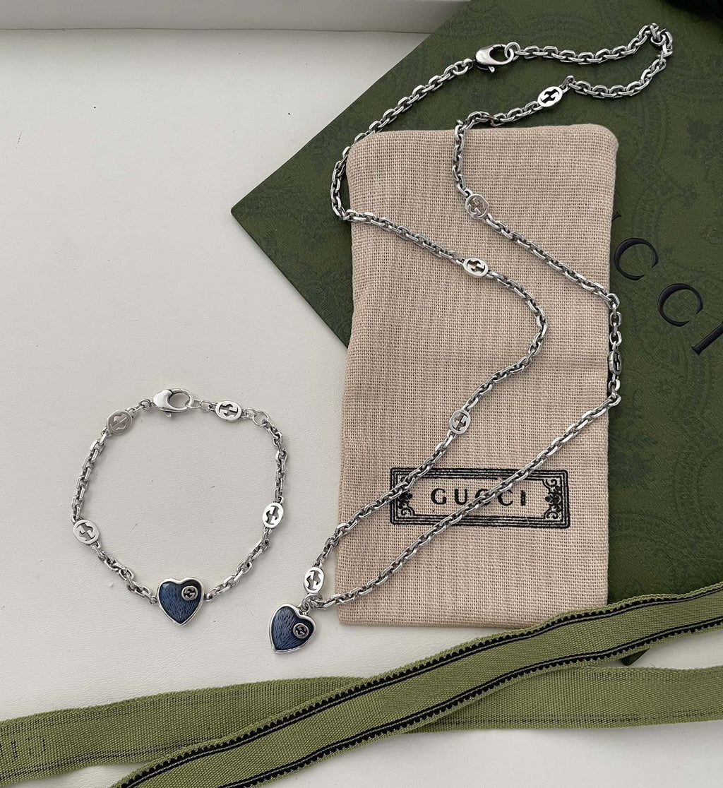 GUCCI GG HEARTS STERLING SILVER BLUE ENAMEL PENDANT NECKLACE