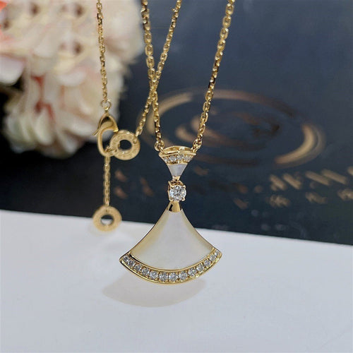 BVLGARI DREAM NECKLACE MOP GOLD DIAMOND