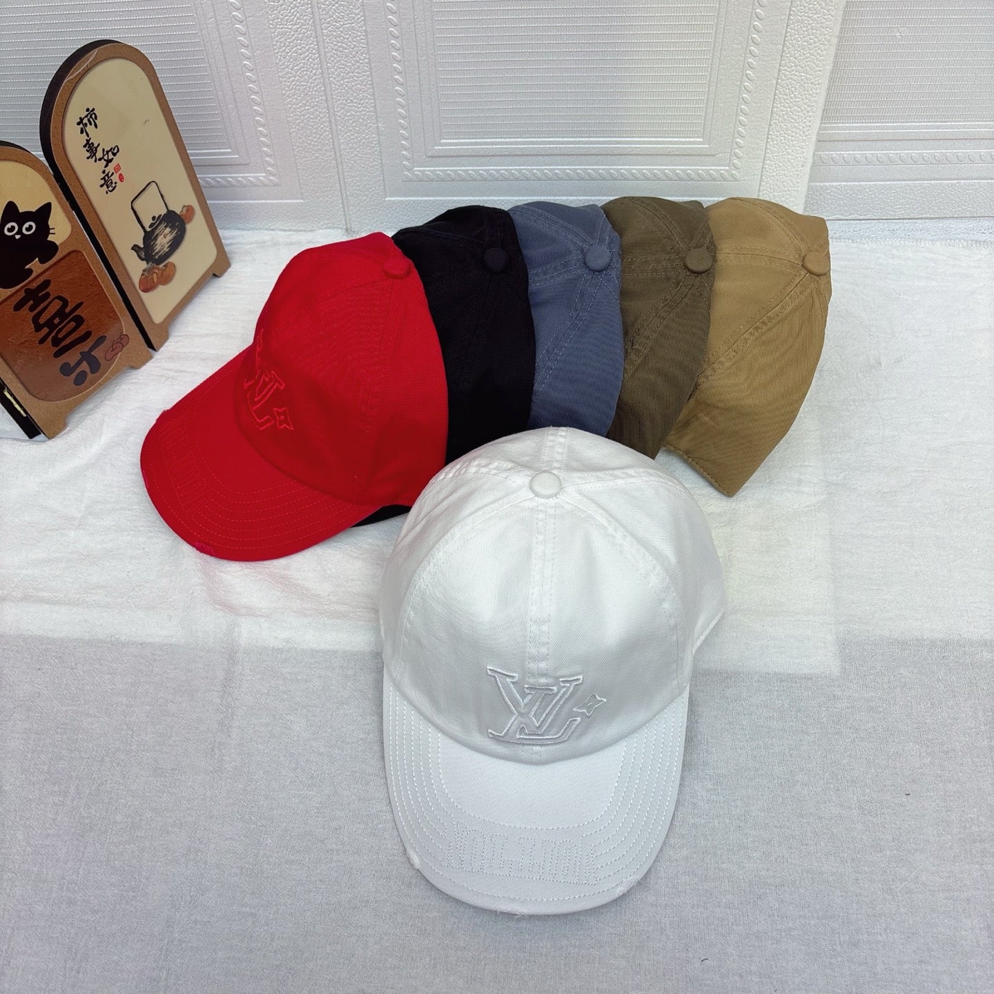 LV baseball Cap