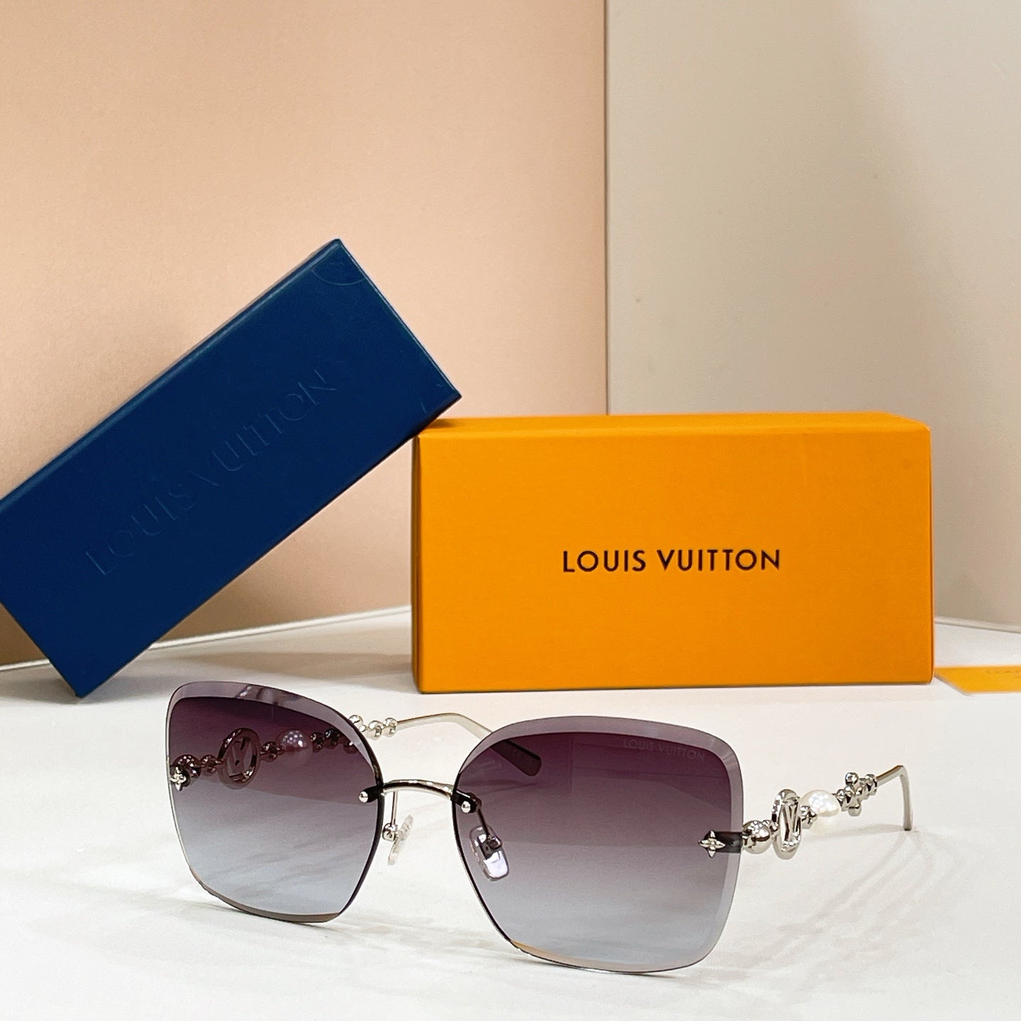 Louis Vuitton Sunglasses-Z3167U
